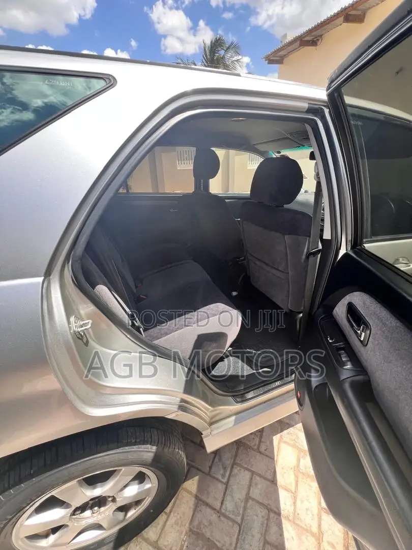 Toyota Harrier 2.4 16V 2001 Silver