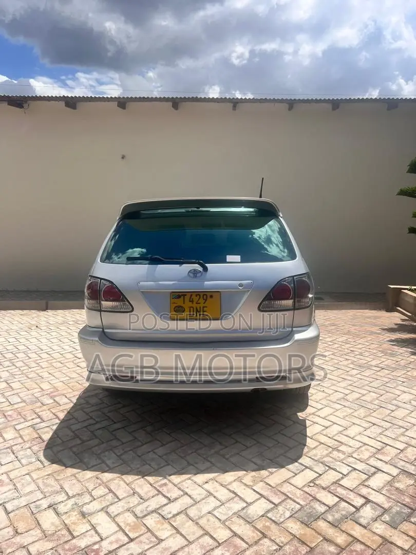 Toyota Harrier 2.4 16V 2001 Silver