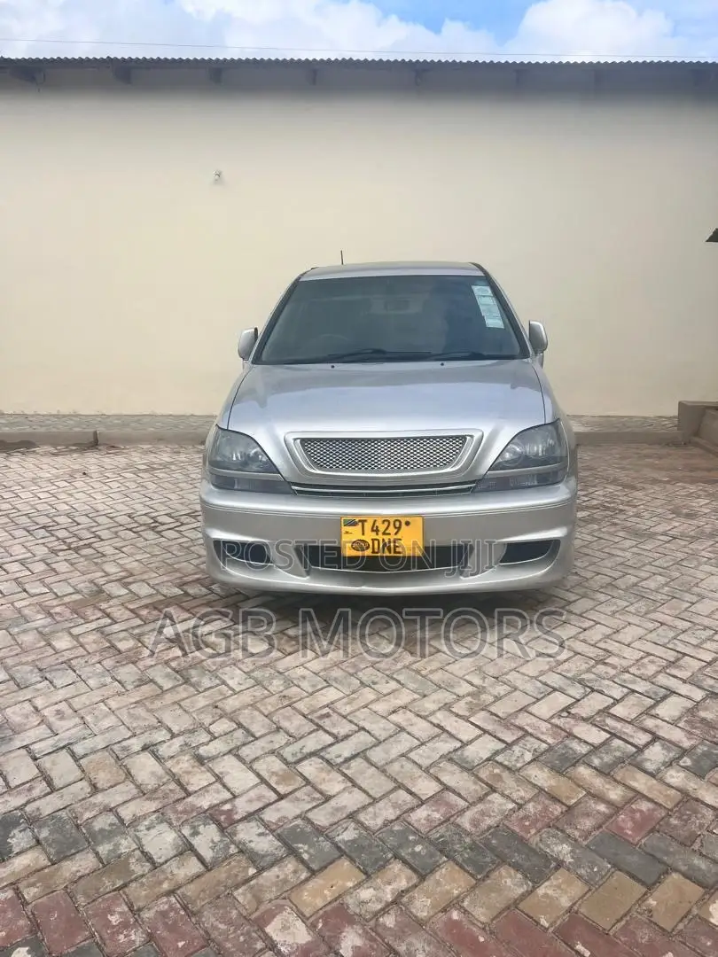 Toyota Harrier 2.4 16V 2001 Silver