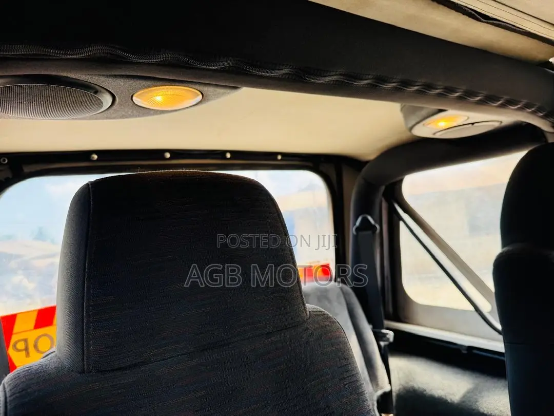Jeep Wrangler 2003 White