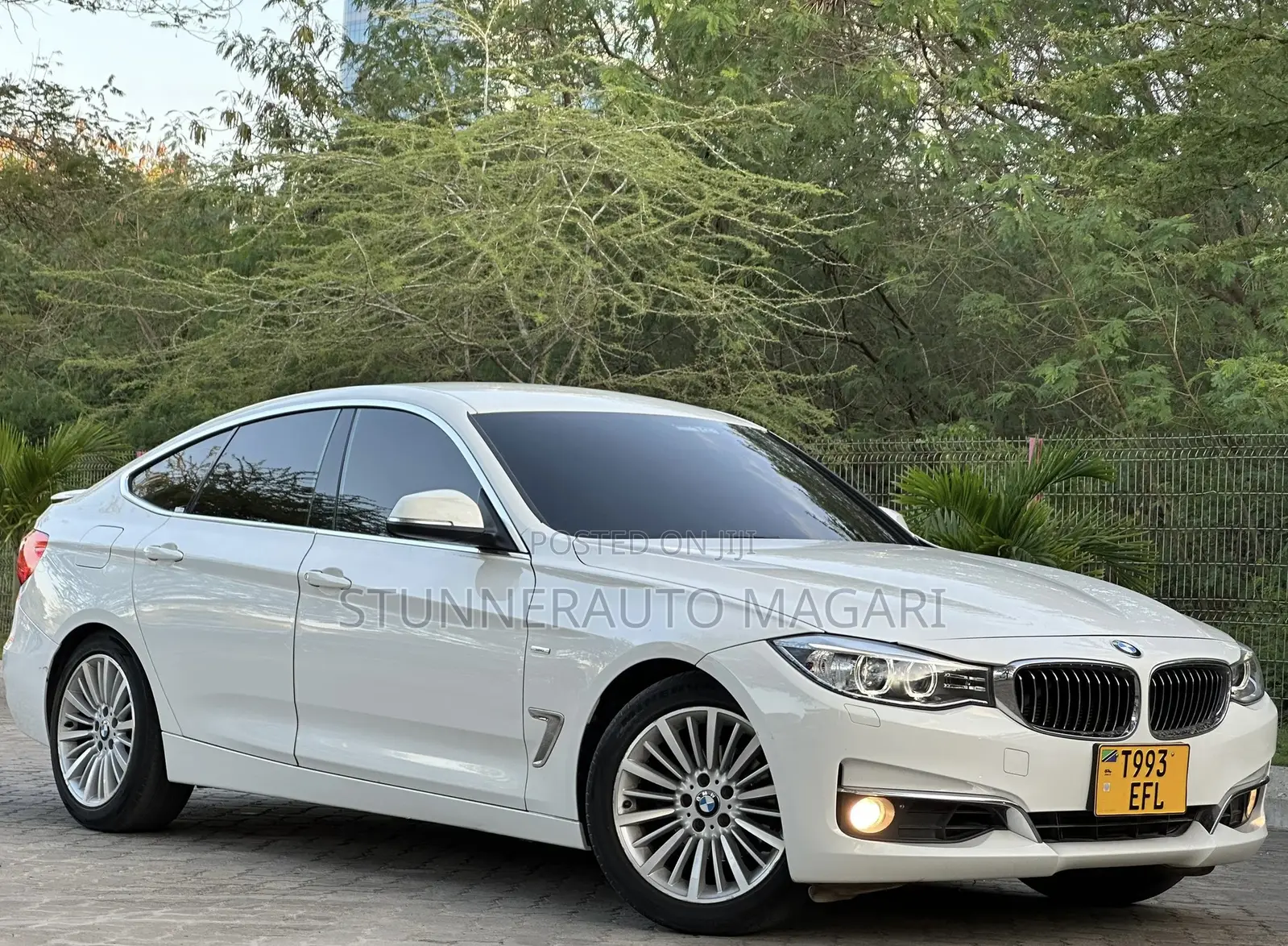 BMW 3 Series 2013 White