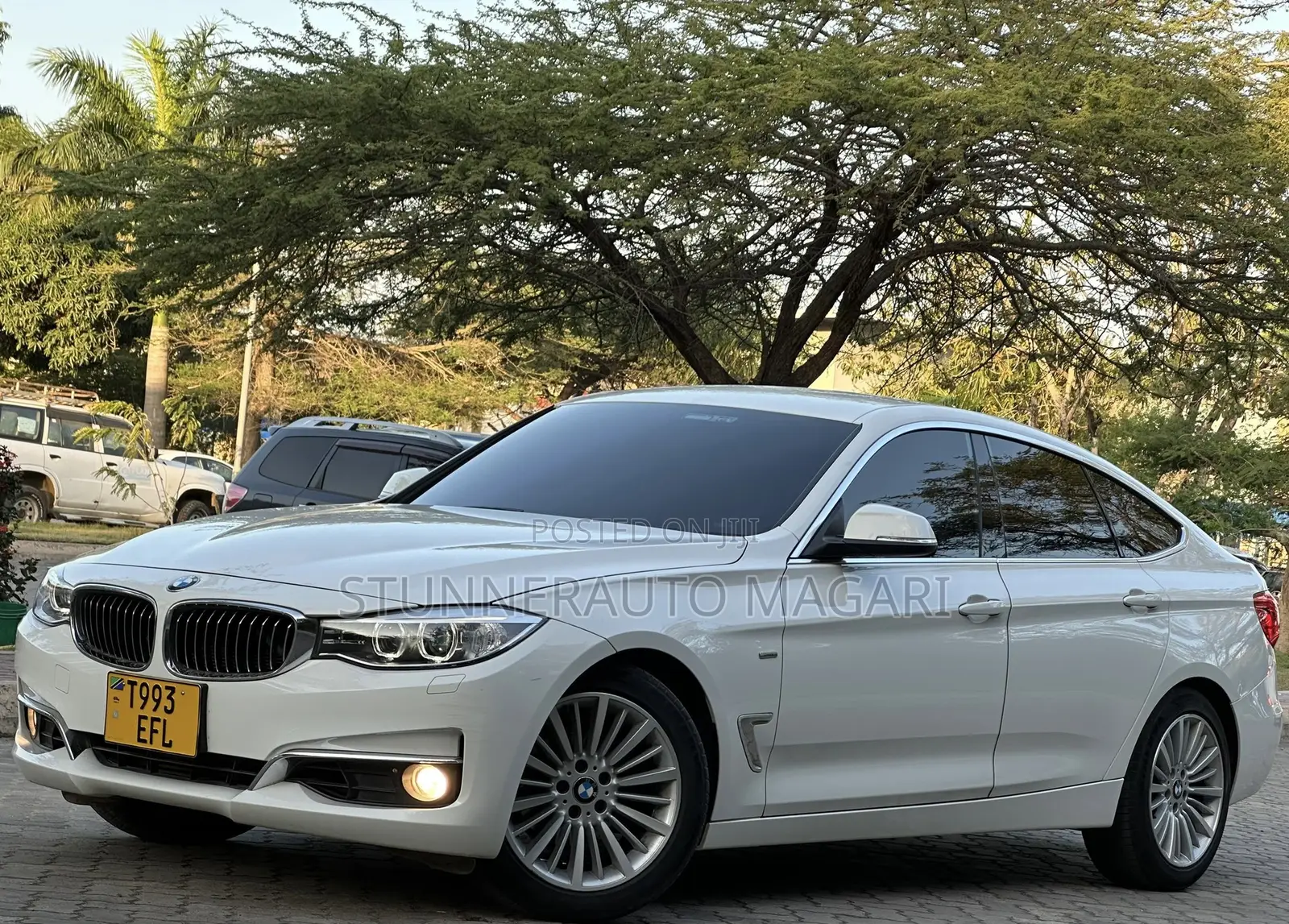 BMW 3 Series 2013 White