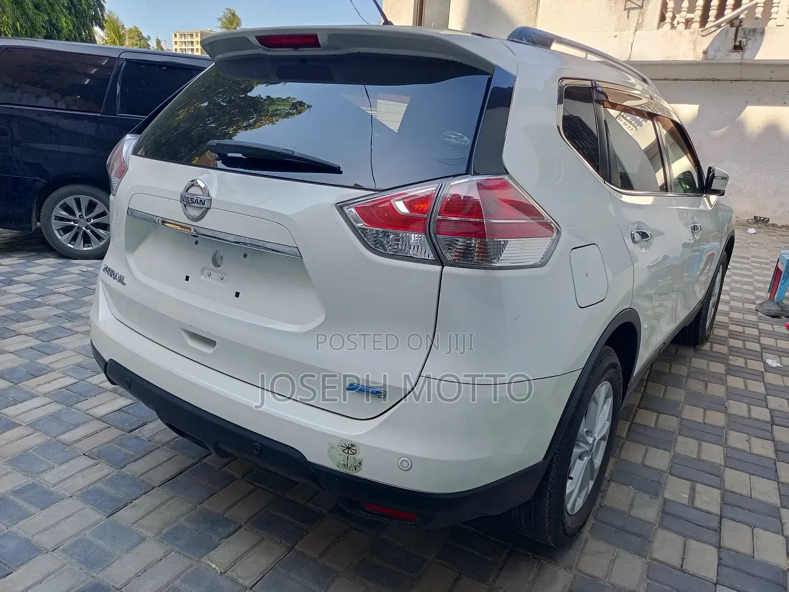 Nissan X-Trail 2.5 Petrol AWD 2016 White