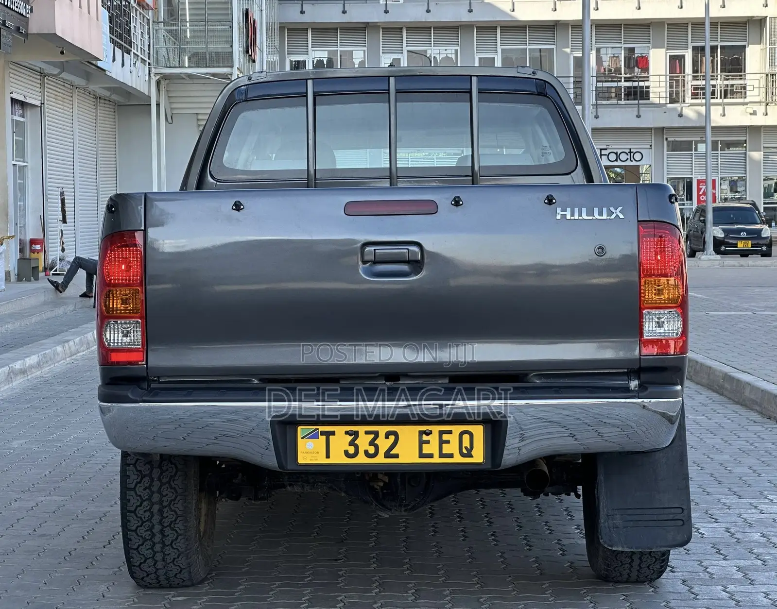 Toyota Hilux 2.0 VVT-i 2011 Gray