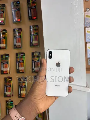 Apple iPhone X 64 GB White
