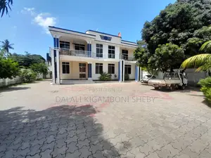 5bdrm House in Kigamboni Kibugumo for sale