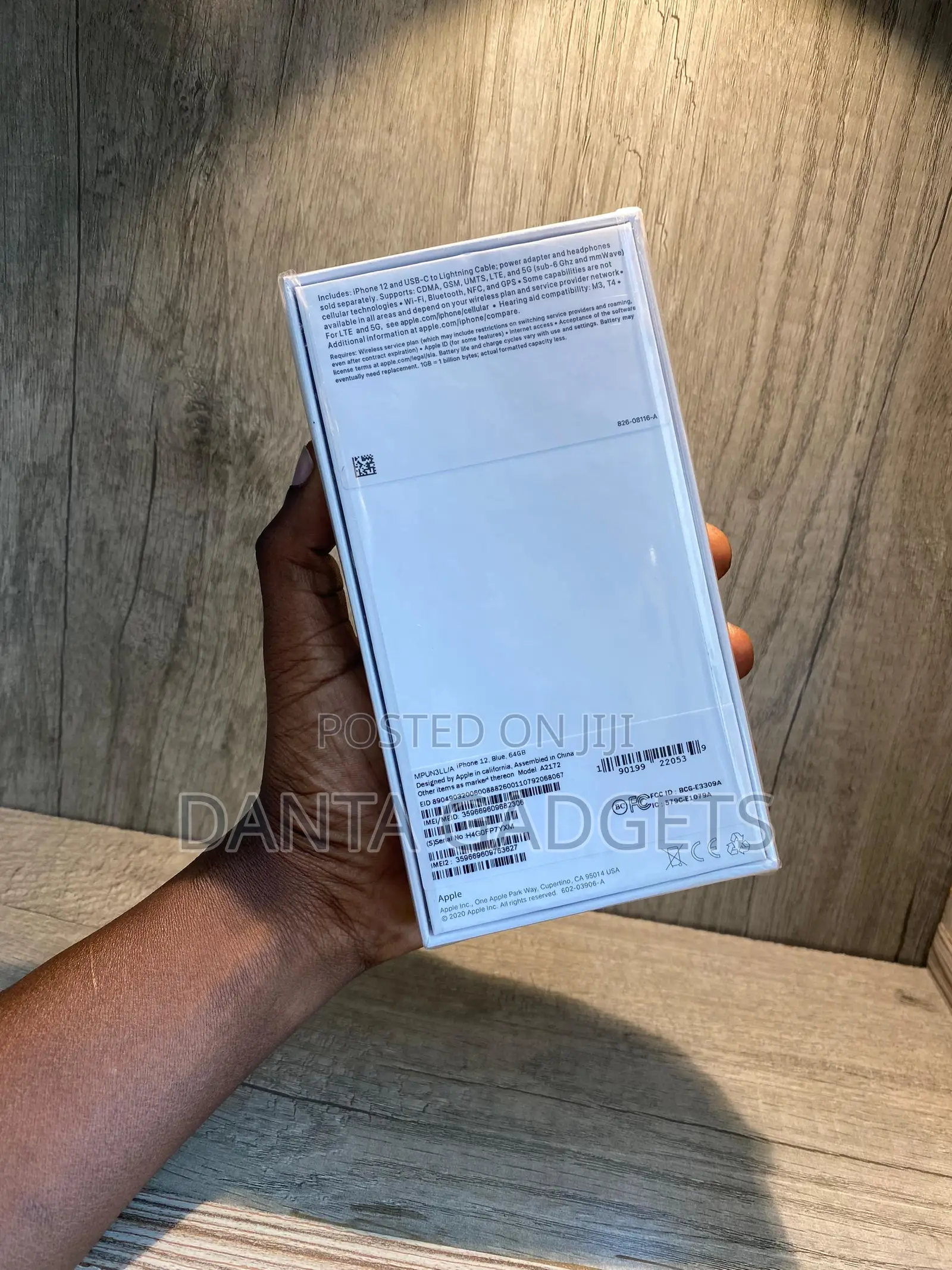 New Apple iPhone 12 64 GB Blue