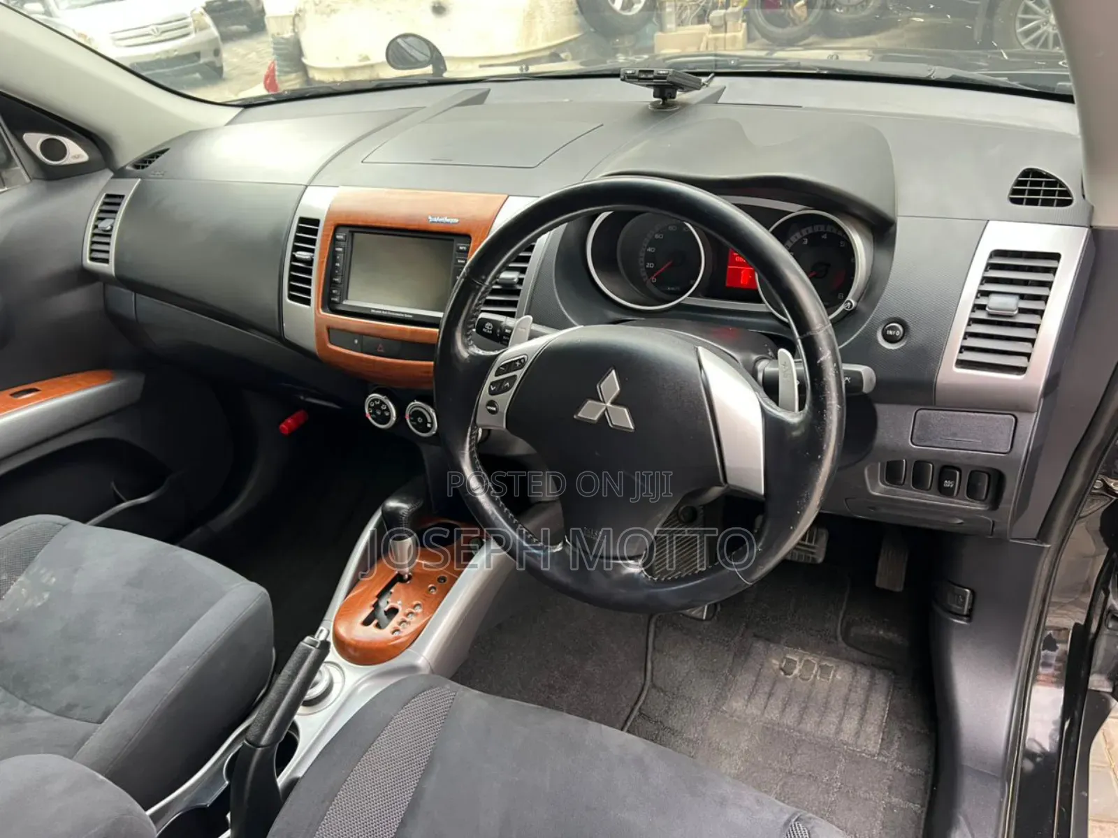 Mitsubishi Outlander 2.4 Automatic 2008 Black