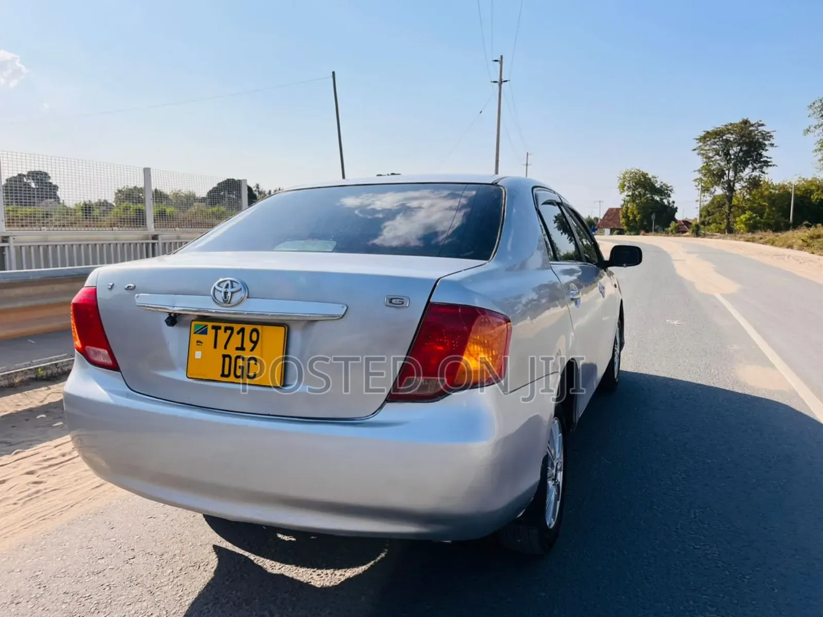 Toyota Axio 2019 Silver
