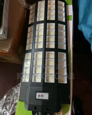 Mkombozi Wa Giza Kwenye Eneo Lako Amefika Taa Solar 2000w Agiza Leo