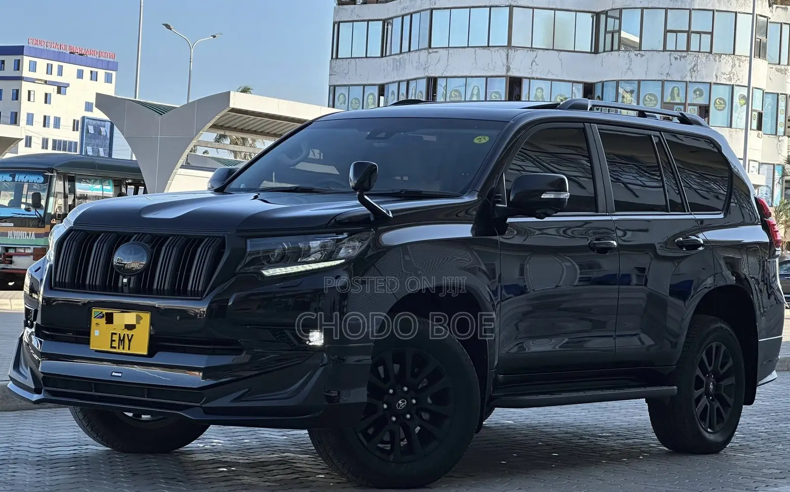Toyota Land Cruiser Prado 2023 Black