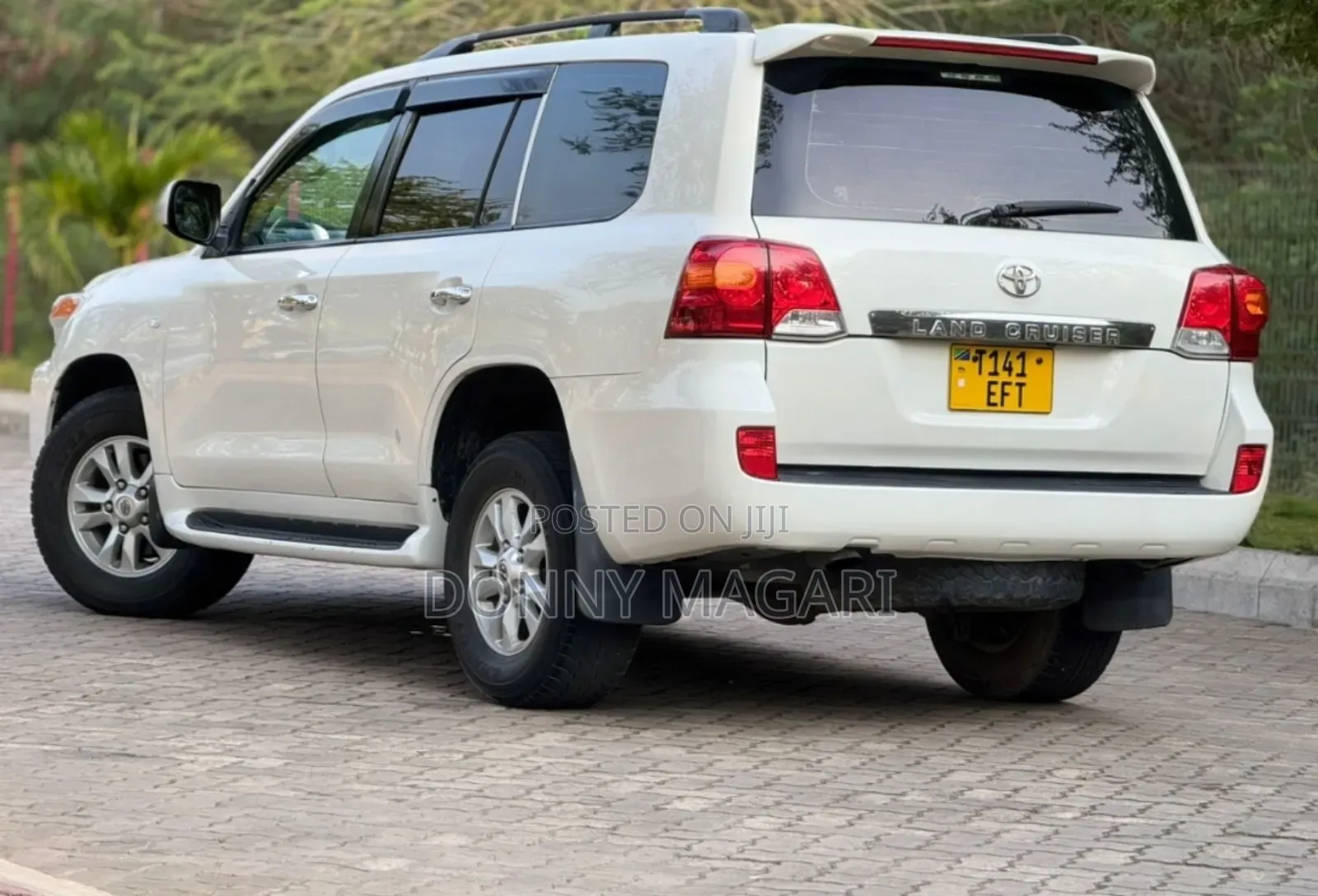 Toyota Land Cruiser 2008 White