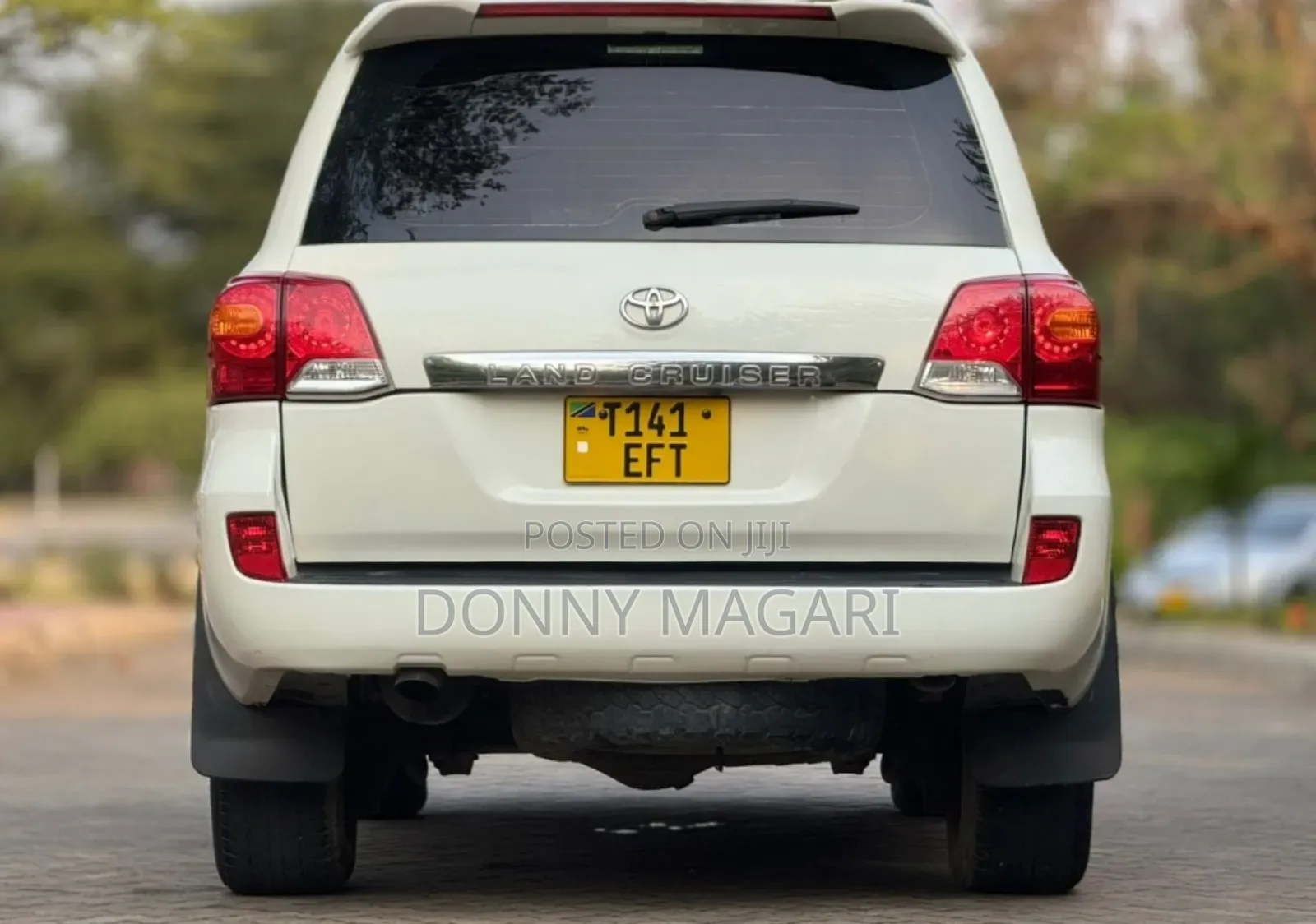 Toyota Land Cruiser 2008 White