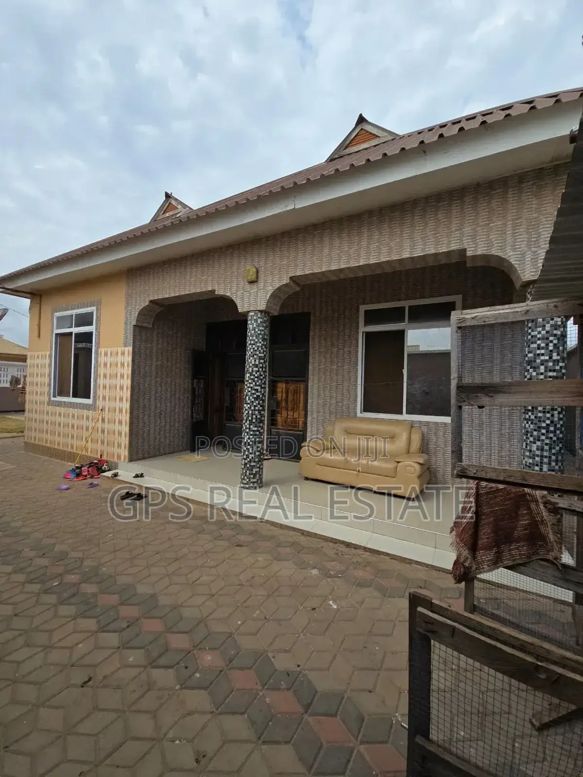 4bdrm House in Kunduchi Mtongani, Kinondoni for sale