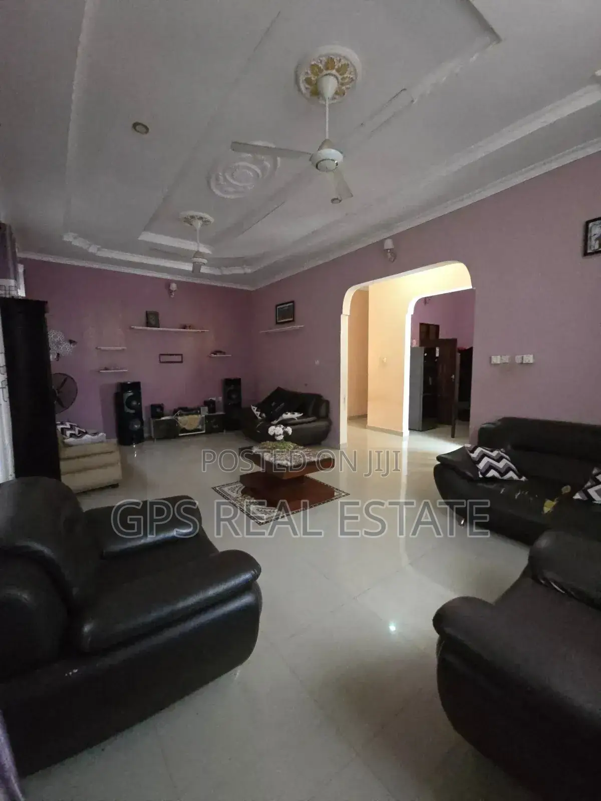 4bdrm House in Kunduchi Mtongani, Kinondoni for sale