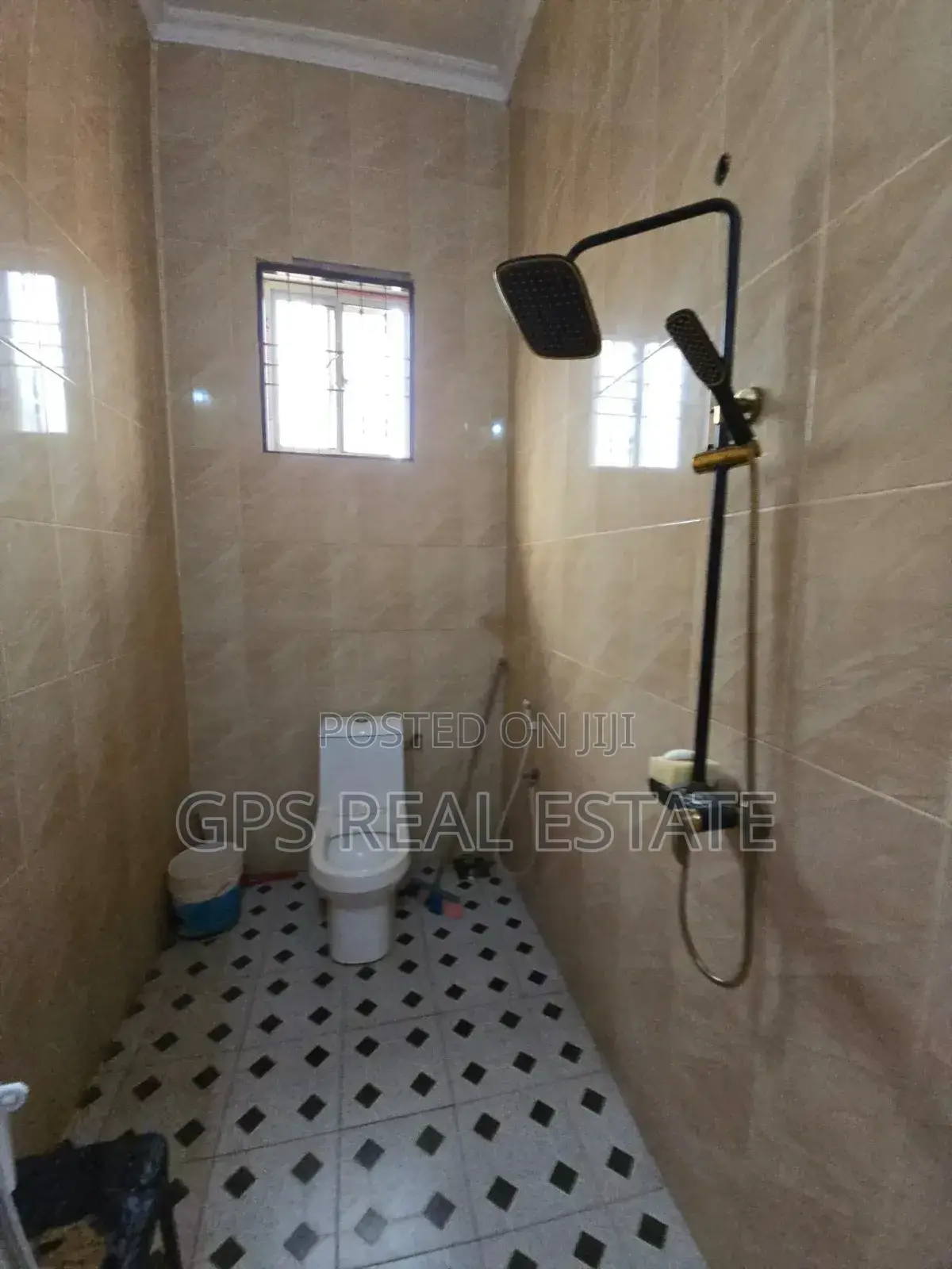 4bdrm House in Kunduchi Mtongani, Kinondoni for sale