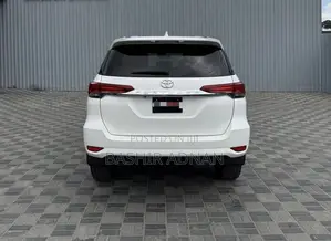 Toyota Fortuner 2.8 D AWD 2023 White