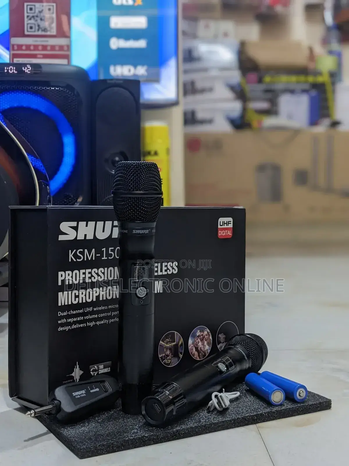 *Shure Wireless Mic* 
Recharge