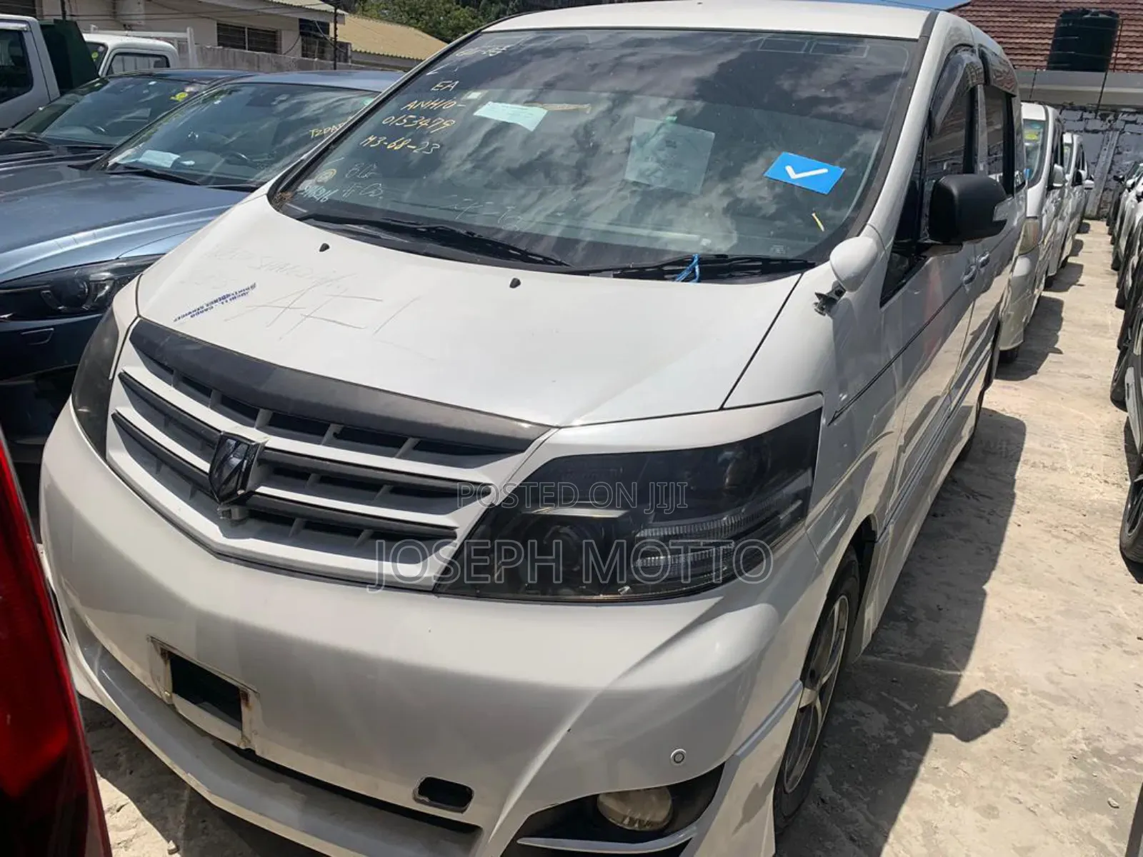 Toyota Alphard 2.4 Petrol AWD 2007 White