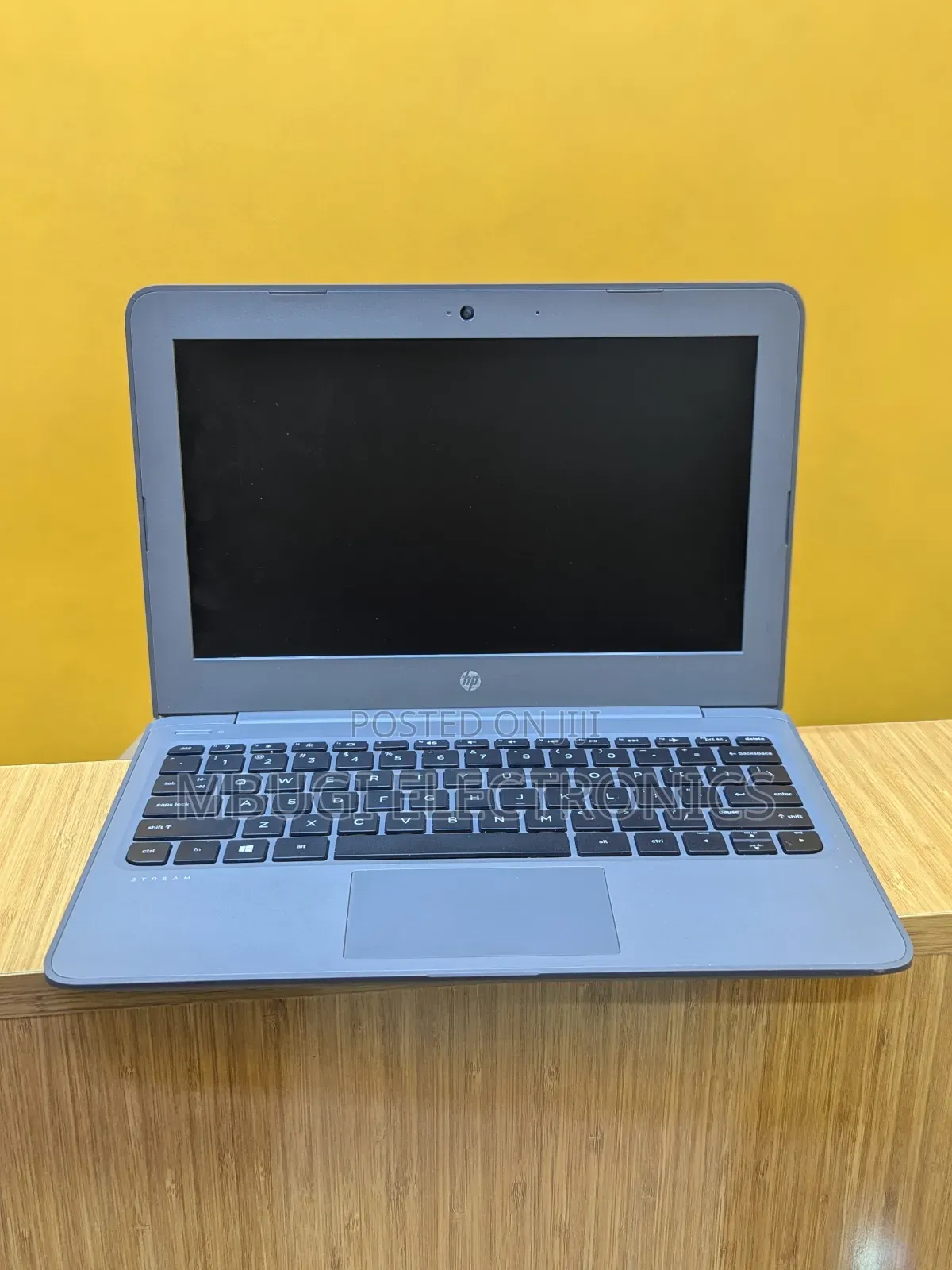 Laptop HP Stream 11 Pro G4 EE 4GB Intel Pentium SSD 60GB