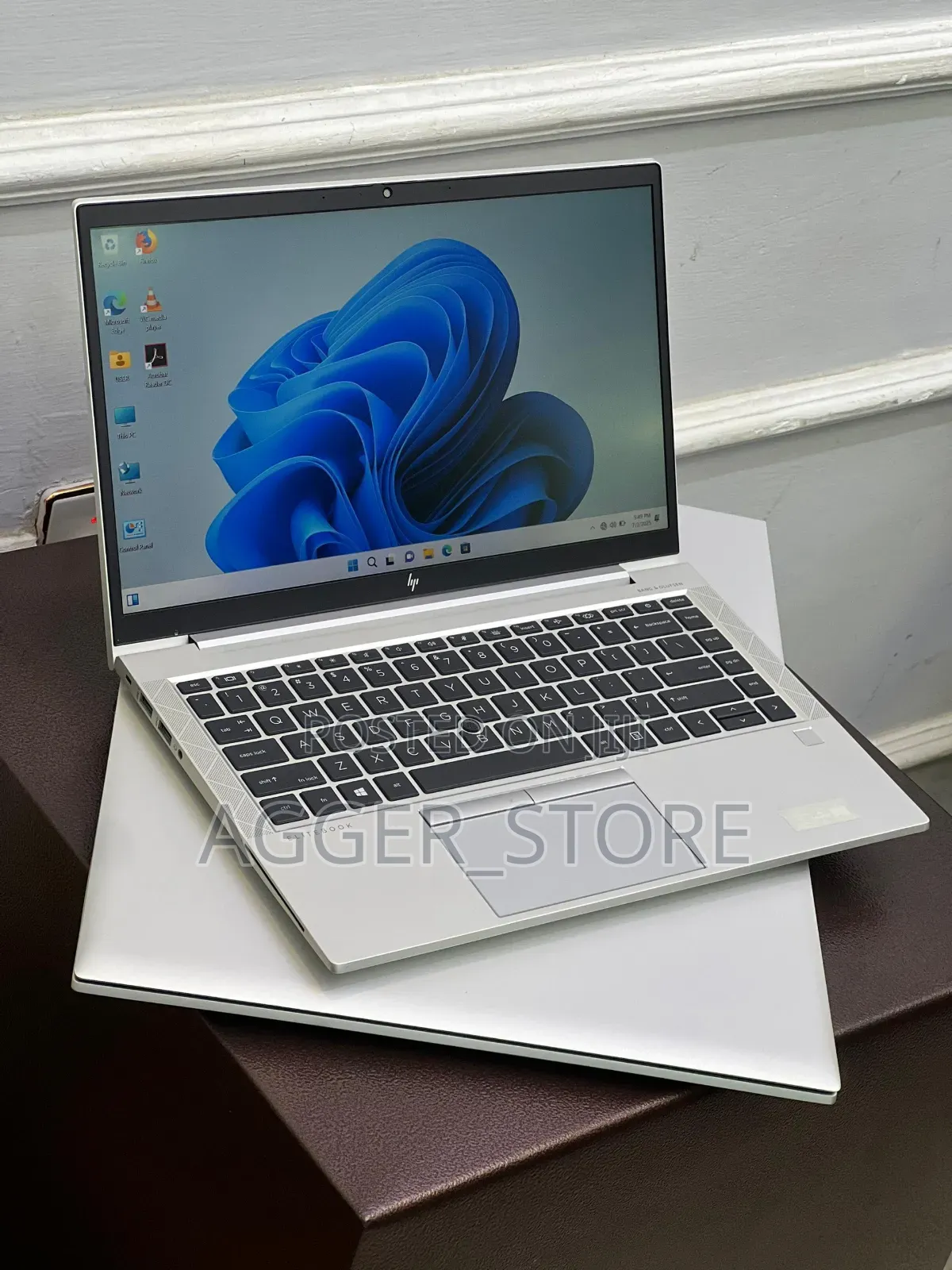 New Laptop HP EliteBook 845 G8 16GB AMD Ryzen 5 SSD 256GB