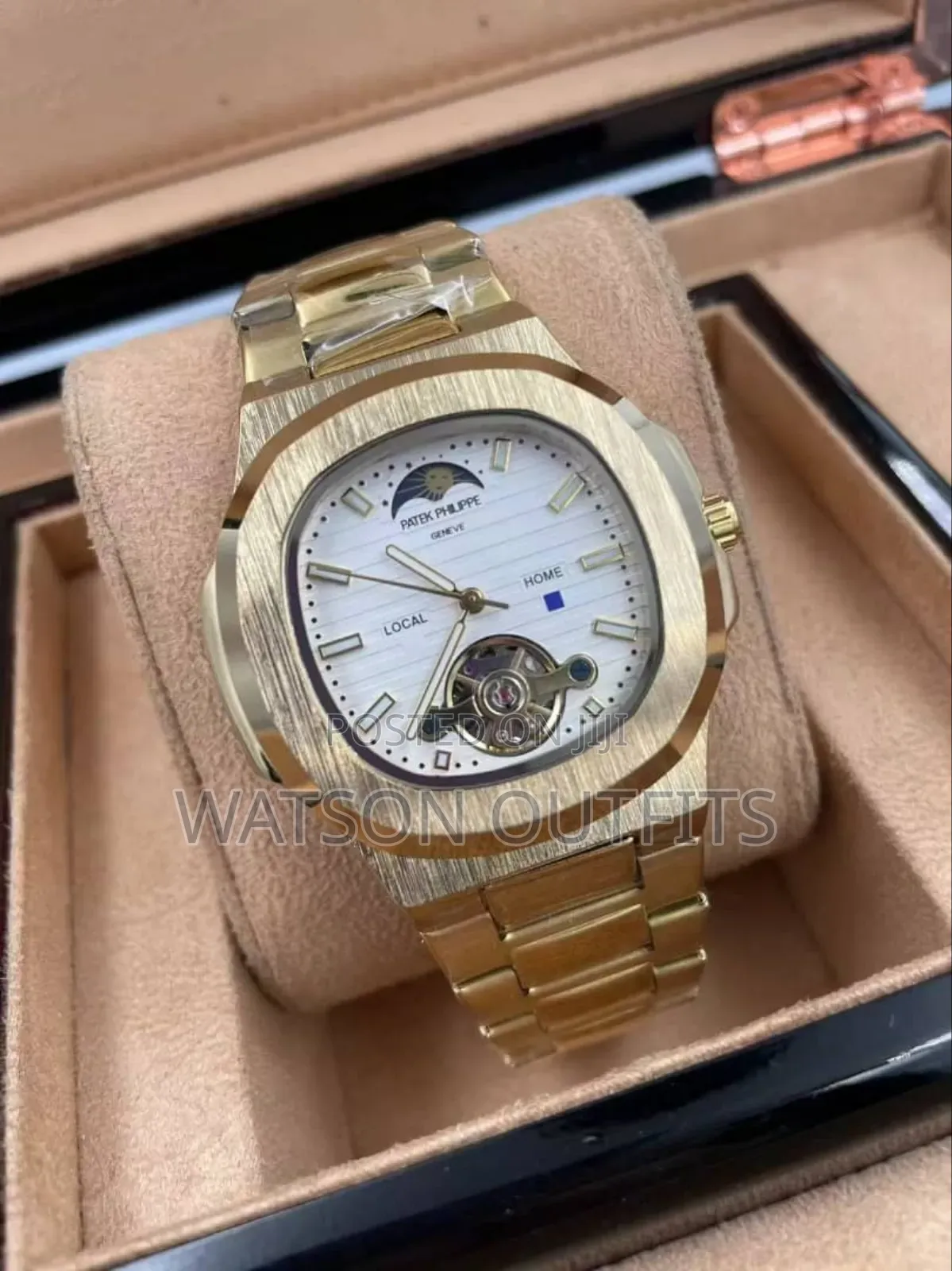 Men's Watches Automatic or Mechanically Operating