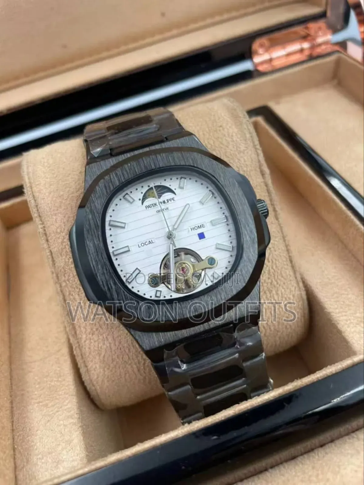 Men's Watches Automatic or Mechanically Operating