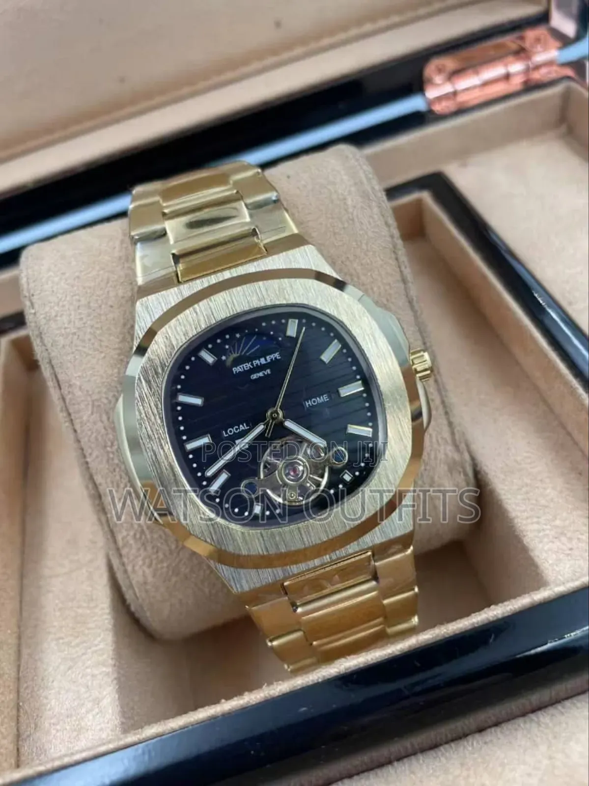 Men's Watches Automatic or Mechanically Operating