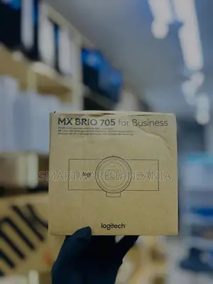 Logitech Mx Brio 705 for Business Webcam With Auto Light Correction