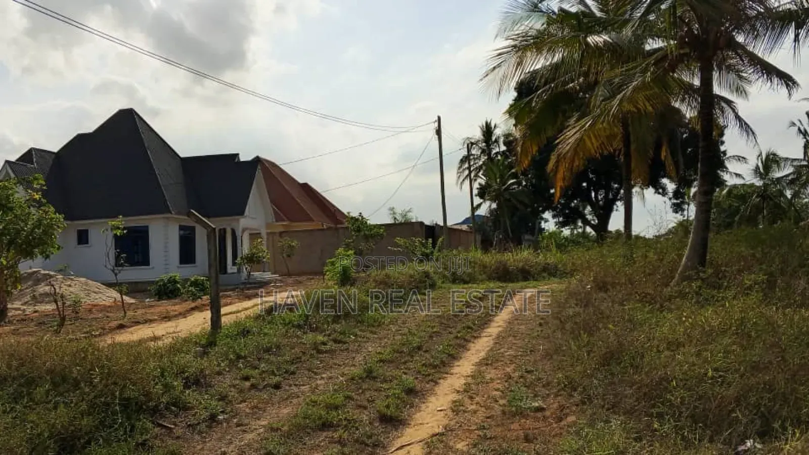 12 Acres Zinauzwa Mlandizi Msufin