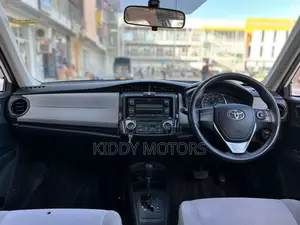Toyota Axio 2014 Pearl