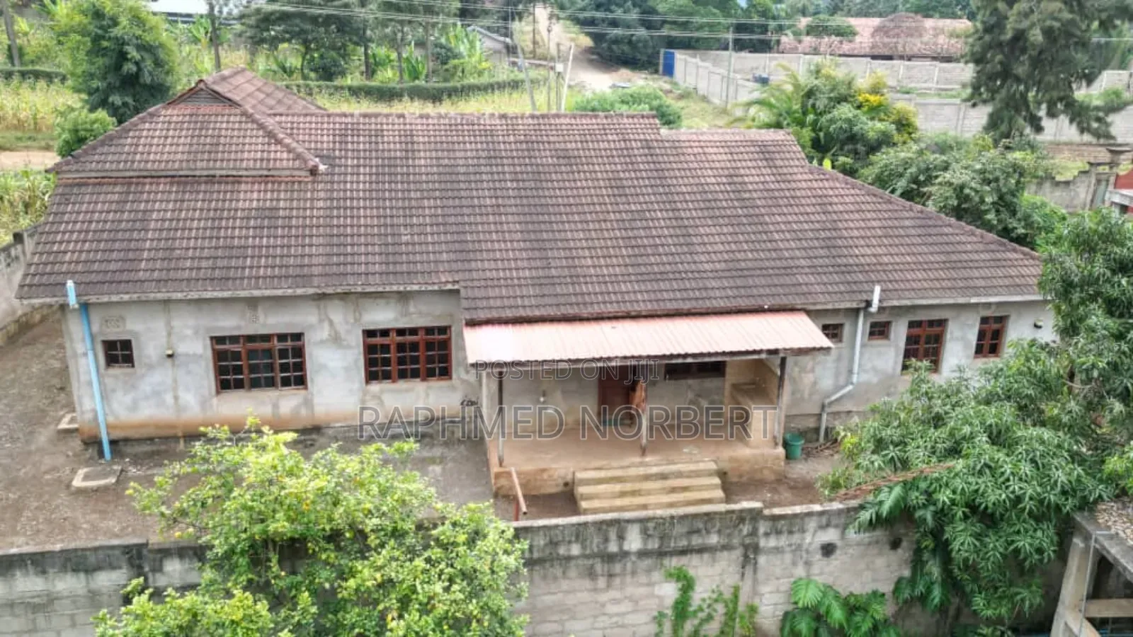 5bdrm House in Tanzania Realestates, Arusha for sale
