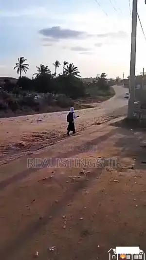 Dar Kibamba: Ekari 1 Yenye Fremu 4 Ofisi Morogoro Road Inauzwa