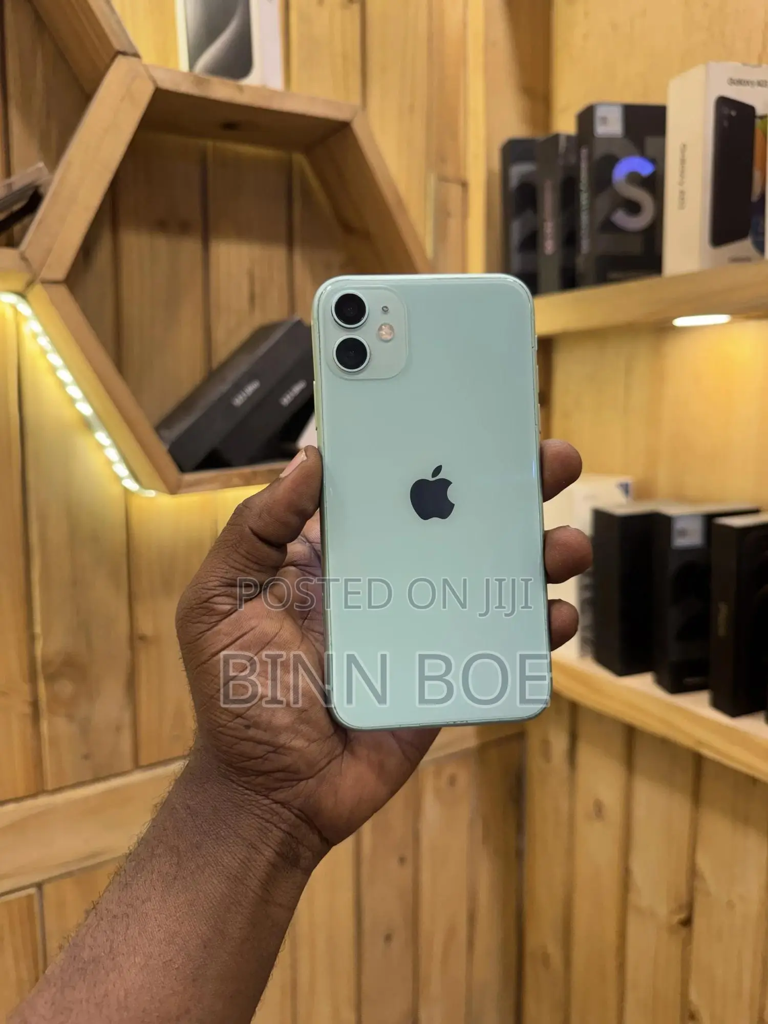 Apple iPhone 11 64 GB Green