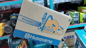 Husqvarna Chain Saw 272