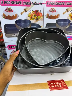 3-Piece Non-Stick Cake Molds - For Baking Cakes, Cheesecakes and Pies