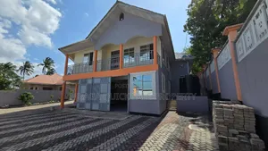 4bdrm House in Goba for rent