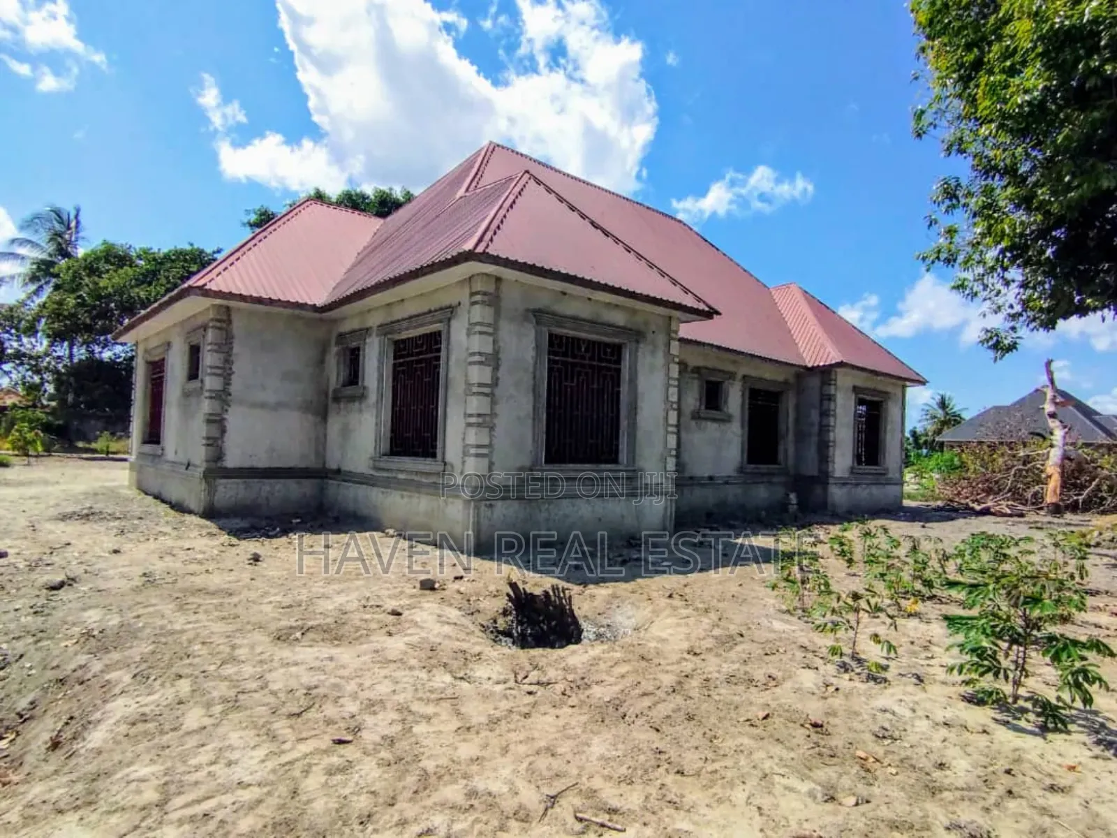 5bdrm House in Chanika for sale