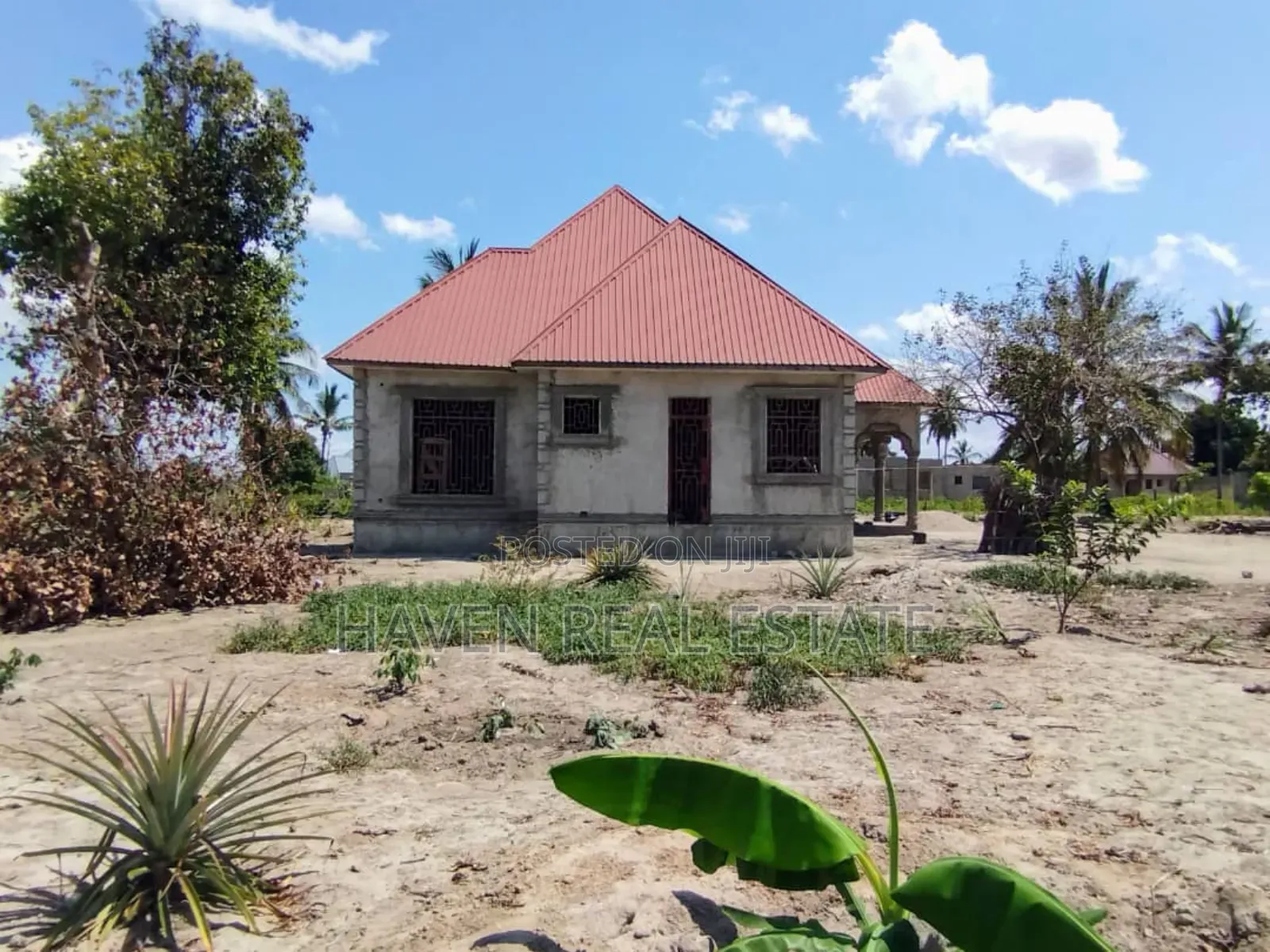 5bdrm House in Chanika for sale
