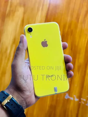 Apple XR 64 GB Yellow