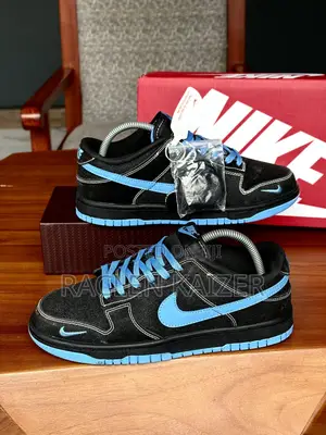 Nike Dunk Low