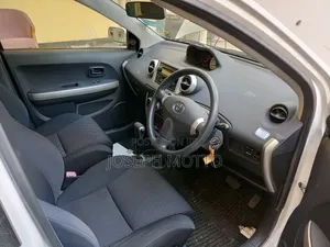 Toyota IST 2005 White