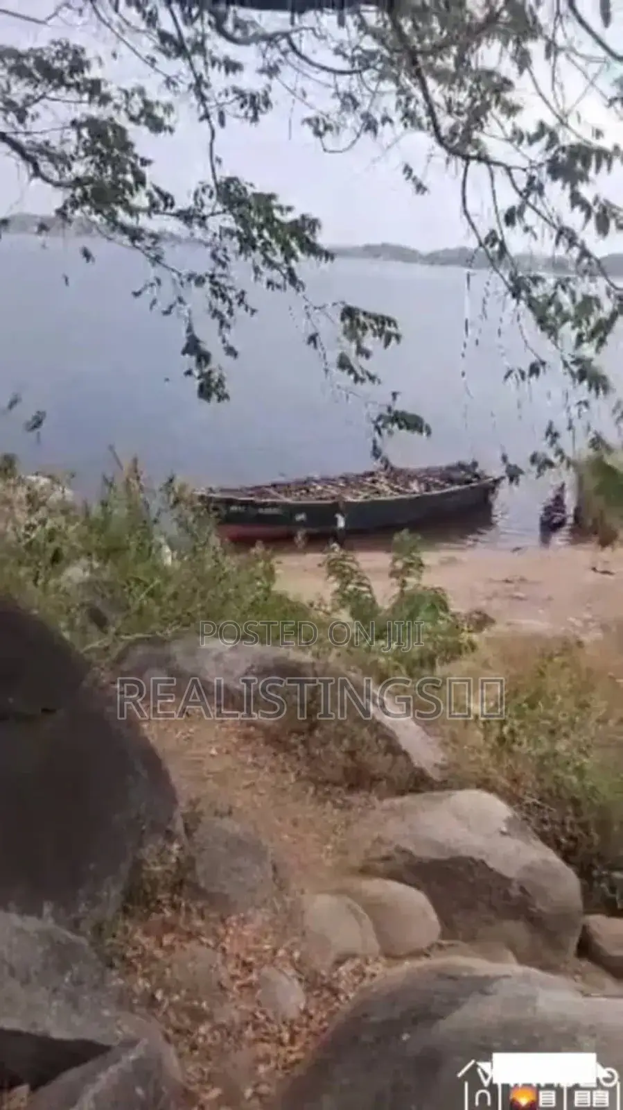 Mwanza Kirumba: Lake Front 5 Acres Beach Plot for Joint Venture/Sale