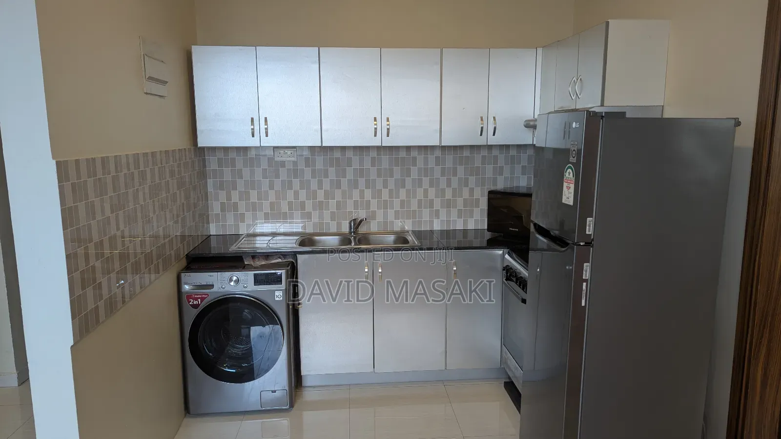Furnished 1bdrm Apartment in Apts, Masaki for rent