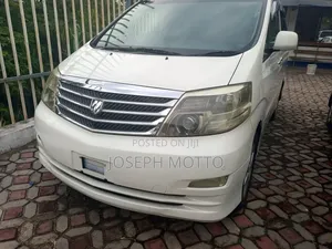Toyota Alphard 2.4 Petrol AWD 2004 White