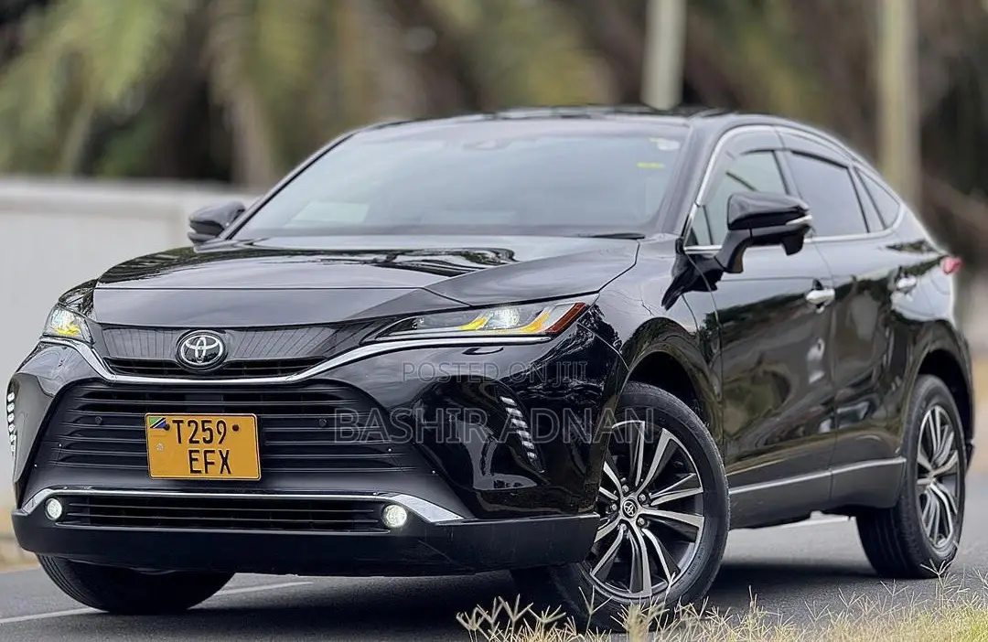Toyota Harrier 2.0 2020 Black