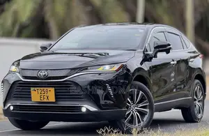 Toyota Harrier 2.0 2020 Black