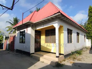 5bdrm House in Ilala for sale