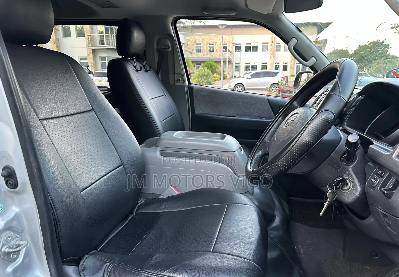 Toyota Quantum 2005 Silver