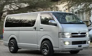 Toyota Quantum 2005 Silver